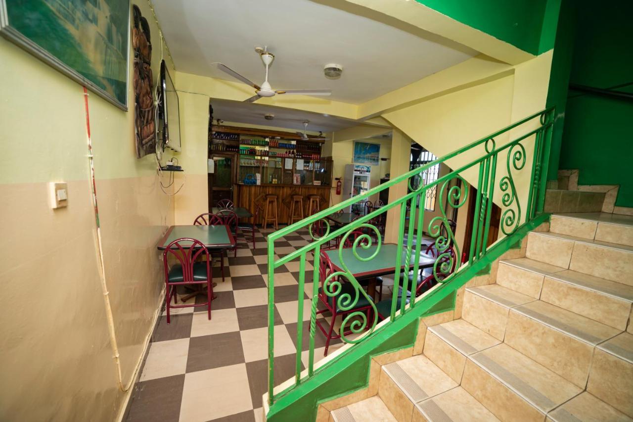 Bombay Hotel Accra Eksteriør bilde